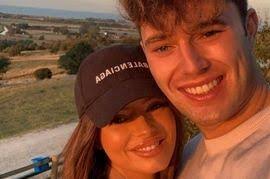 Lara Nolan's Instagram, Twitter & Facebook