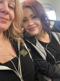 Can you use Canadian cash off the resort ? At the markets etc