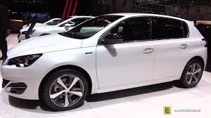Après un début de carrière triomphant, la sochalienne 308 met à jour son allure, et ses équipements. 2015 Peugeot 308 Gt Line Exterior And Interior Walkaround 2015 Geneva Motor Show Youtube