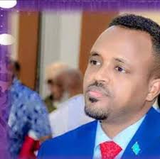 Sanadkaan Xildhibaanka beesha Awbakar waxaan u caleemasaaranay Alcadaala si  aan uga dhigno Abaalmarin shaqadii uu Ka qabtay Nabadeynta Muqdisho iyo  Kala hufida gudiggii doorashooyinka Qaranka. Hambalyadda iga sii Gudoon  Wasiir.