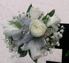 Beautiful White Spray Rose Corsage Corsage In Navarre Fl Navarre Beach Flowers Nursery