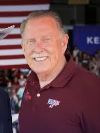 Steven Slaton's Instagram, Twitter & Facebook