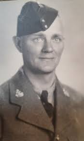 What insignia is this from World War II?