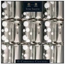 Luxury christmas crackers large family deluxe xmas party. Where To Buy Authentic Christmas Crackers In The Usa British Crackers In America