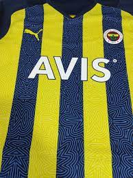 En yeni fenerium ürünleri ile hem tarzını yansıt, hem rengini belli et. Yeni Sezon Formasi Belli Oldu Fenerbahce Taraftari Cok Begendi Son Dakika Spor