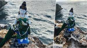 Maybe you would like to learn more about one of these? Bikin Merinding Sosok Nyi Roro Kidul Muncul Di Nusa Dua Bali Sonora Id