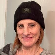 Drew Maenhout's Instagram, Twitter & Facebook