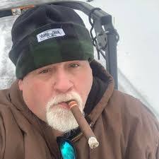 Scott Lengyel's Instagram, Twitter & Facebook