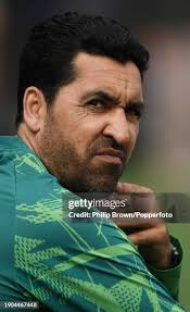2,301 Umar Gul Photos & High Res Pictures