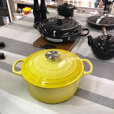 Hydrate throughout the day with le creuset's stainless steel bottle. Lecreusetgryta Instagram Posts Photos And Videos Picuki Com