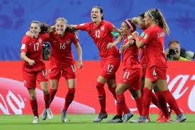 In the first two women's world youth championships, both with an age limit of 19 as opposed to today's 20, the golden boot winner was a canadian look at other dictionaries: Canada S Women S World Cup Team Wins 2 0 Against New Zealand Ctv News