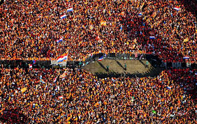 Wereldwijd is het wk voetbal is een van de grootste sportevenementen. Vanaf Kwartfinale Ek Grote Schermen In Amsterdam Foto Ad Nl
