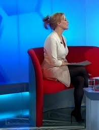 Https Pbs Twimg Com Media Cd3msvxwwaaxmut Jpg Celebrities Female News Presenter
