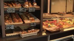 Des Croissants Faits Maison A La Boulangerie De Nantes Pains Beurre Et Chocolat Video Dailymotion