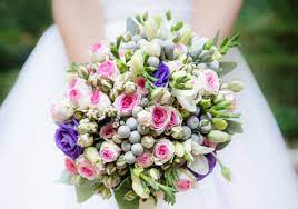 Jun 18, 2019 · auguri di matrimonio classici. Auguri Di Matrimonio Le 100 Frasi Piu Belle Semplici Classiche Ed Eleganti Frasi Mania