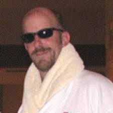 Tracy Seifried, 3111 Winona Ave, Burbank, CA 91504, US