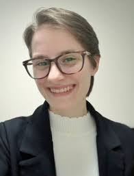 Amanda Cseh's Instagram, Twitter & Facebook