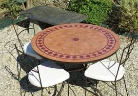 table jardin mosaique en fer forge table jardin mosaique ronde 130cm terre cuite et losanges 1 etoile ceramique rou table de jardin jardin mosaique terre cuite