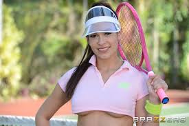 Hot tennis babes Kali Roses, Katana Kombat & Kyler Quinn in lesbian action  20 photos