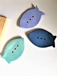Porte Savon Poisson En Ceramique Fait Main Fabrication France Made In France Poisson Porte Savon Cadeau De Noel Unique Ceramic Fish Soap Holder Handmade Ceramics
