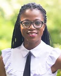 Lora Benson's Instagram, Twitter & Facebook