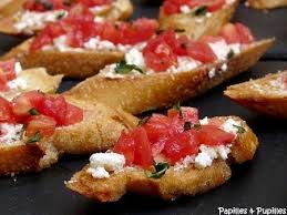 Tartines Tomates Feta Basilic Crostini Ou Bruschetta Recette Tartine Cuisson Des Aliments Alimentation