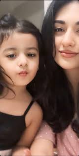 With cute baby Alyana 😘 * * *lovely Sarah khan 🌸