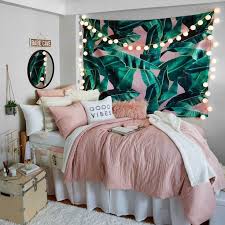 Pink And Grey And White Dorm Room Inspiration Beach Vibes Zimmer Gestalten Tumblr Zimmer Gestalten Zimmer