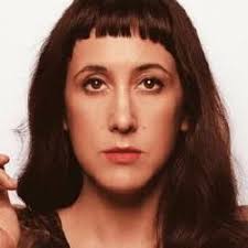 Artistas que comienzan con la letra V