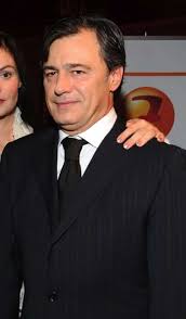 С супругом, бизнесменом душан перовичем. Dushko Dushan Perovich Biografiya