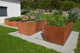#gartenkamin aus #cortenstahl von #jotul erhältlich im #ofenhausmainspitze #kamin #garten #gartengestaltung #grill #bbq #terrassengestaltung #hausundgarten #haus #corten #cortensteel. Hochbeete Pflanzkasten Blumentroge Hochbeet Und Garten Metalltechnik Helmreich Kg St Kanzian