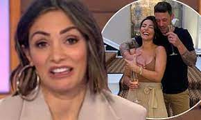 She is a member of the music group the saturdays, along with una healy, rochelle humes, mollie king, and vanessa white. Frankie Bridge Unveils The Very Naughty Card She Received From Husband Wayne For Valentine S Day Daily Mail Online