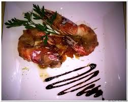 Ottimo risulta essere l'abbinamento con il salmone o con i gamberoni alla griglia. Gamberoni Al Forno Con Lardo Di Colonnata E Marmellata Di Pomodori Verdi