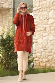 Neva Style Fermuarli Kiremit Tesettur Kadife Sweatshirt Tunik 60450krmt Tesetturisland Com Rahat Kiyafetler Moda Kombinleri Kadife