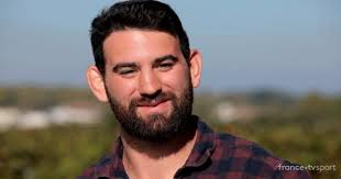 Le témoignage bouleversant de Cameron Pierce, retraité forcé après une  commotion cérébrale [Vidéo]