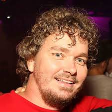 Stream Malcolm Heard music