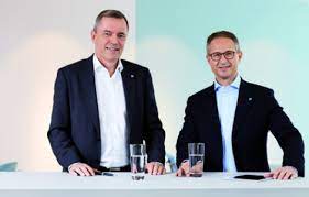 Nach mehr als elf jahren als vorstandsvorsitzender (ceo) von borealis hat sich mark garrett dazu entschlossen, borealis zu verlassen. Interview With Borealis Ceo Alfred Stern And Cfo Mark Tonkens Borealis