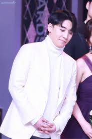 Maybe you would like to learn more about one of these? Leeseunghyunbar On Twitter 181229 Mbc ì—°ì˜ˆëŒ€ìƒ Hq White Suit Forvictori Seungri ìŠ¹ë¦¬ Thegreatseungritour Thegreatseungri