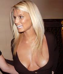 Jessica Simpson naked tits pics - UPSKIRT.TV