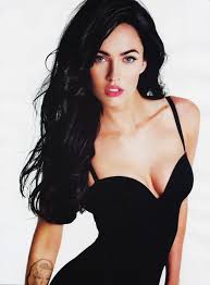 Stupid Megan Fox But I Want Her Hair Megan Fox Photos Megan Fox Pictures Black Hair Green Eyes