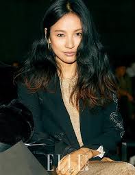 Lee Hyori Gears Up For Comeback Koogle Tv Lee Hyori Style Icon Medium Hair Styles