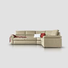 The large seats, the backrests with lumbar cushions, the adjustable headrests and soft armrests allow for comfort. Poltrone E Sofa Malta
