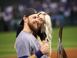 Julianna zobrist was born on october 5, 1984 in orlando, florida, usa as julianna joy gilmore. Yuc4ifohqajbxm