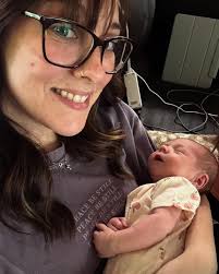 Mallory Roberts (@tamingmotherhood) • Instagram photos and videos