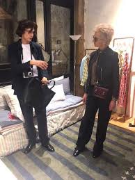 Check spelling or type a new query. Ines De La Fressange Paris Conseils De Style Donnes Par Ines A Nos Clientes Lors De Notre Journee Relooking A La Boutique Facebook