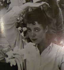 Golden screams at her young daughter from the side of the rink, in between drags of a cigarette. Allison Janney Wiki Young Photos Ethnicity Gay Or Straight Entertainmentwise