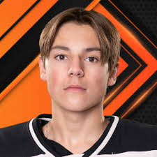 Austin Wentz's Instagram, Twitter & Facebook