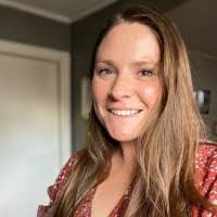 Mallory Richards's Instagram, Twitter & Facebook