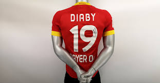 Leggi tutte le info di moussa diaby all'interno del sito football talents. Signiertes Bayer Leverkusen Trikot Von Moussa Diaby