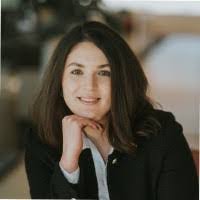 Kate Luster's Instagram, Twitter & Facebook